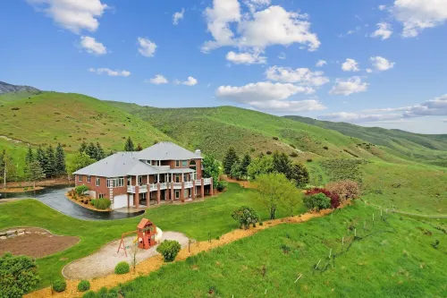 Morgan View Manor W/9 Bedrooms