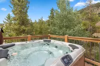 Luxury Home-Walk to everything in Frisco. Hot tub, ski, fireplace 3BD, 3.5BA - 4 estrellas