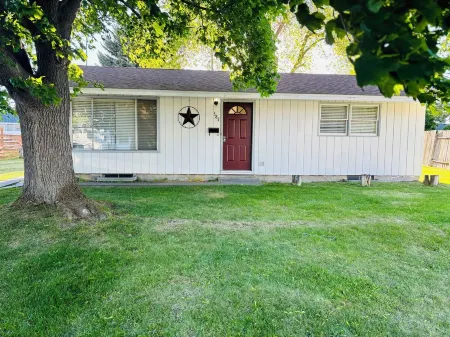Newly Renovated Home Right in the Heart of Idaho Falls.