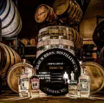 Beautiful Lakehouse with private dock on Apple Canyon Lake! 톰슨 타운쉽 호텔