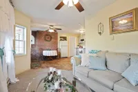 Lovely, Country Apartment, Just Minutes From Town