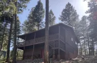 Mountain retreat with a beautiful veiw.