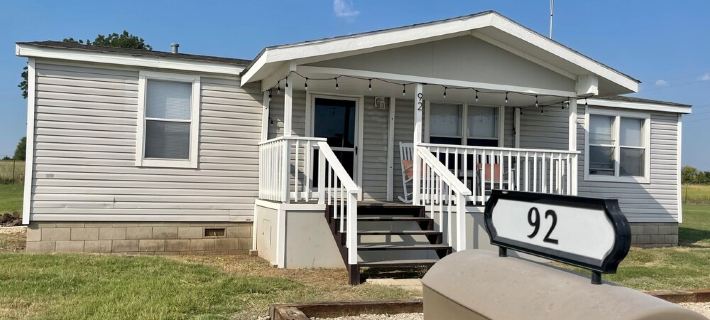 "Fall in Love" Retreat less than 10 minutes from Lake Texoma and Choctaw Casino Hotel di Bryan County