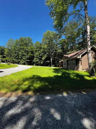 Merlot-Newly Constructed 2 bedroom Cottages at Jones von Drehle Отели в г. Трапхилл