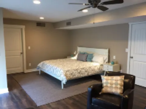 Fresh bed and fresh bread in beautiful studio!