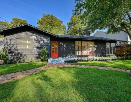 Central Austin home located minutes to UT & downtown