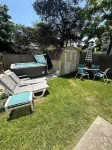 Spacious 2 Bed2 Bath Guest Suite Apt with HOT TUB and EV Charging
