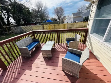 Maggie May Beach Cottage @ Cape May, NJ Отели рядом с достопримечательностью «Cape May Lighthouse»