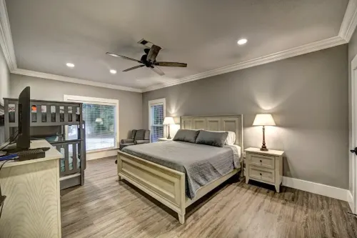 Charming 4-bedroom, 3 Bath Lake House on Toledo Bend Lake