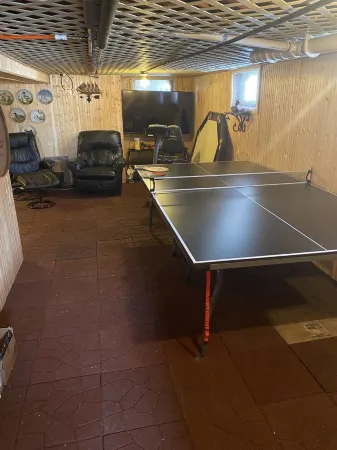 Wide Open Lake Views and Large Flat Front Yard Отели в г. Пеуоки