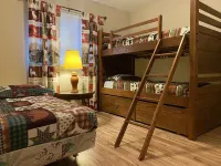 Gorgeous 3 bedroom cabin with Garage parking and Tesla supercharger close by