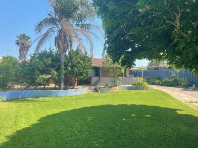 Ormsby Terrace. Leave car in drive. Beach across the road. Walk to Marina / Town