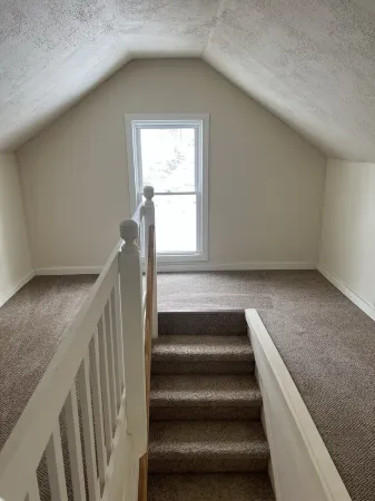 2 Bed, 2 Bath Cozy Home Across from Zoo in the heart of Baraboo. Отели рядом с достопримечательностью «Университет Висконсин в Барабу / Сок»