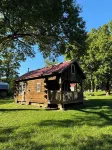 Rustic Cabin at Crooked Creek Hotels near Whispering Winds Winery