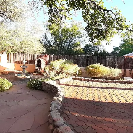 Private Space Near Historic Museum Hill, 1 Bedroom, 1 Bathroom
