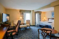 Hampton Inn Salem East-Electric Road - parking