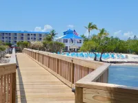 Swaying Palms Spacious Suite [Ocean Pointe 3201]
