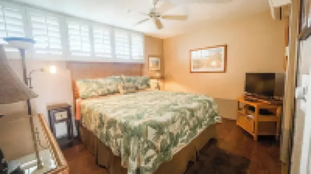 One Bedroom Ocean View Deluxe Luana Kai Resort B211