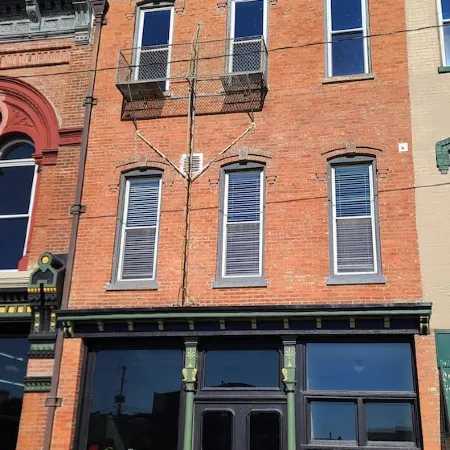 The Loft on Winter - Downtown Adrian