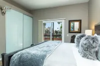 Beautifully updated, top floor, centrally located 2-bedroom condo