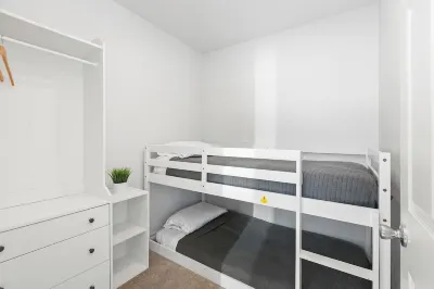 Cozy Condo Near Mission Bay