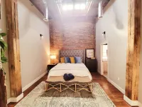 Modern 2 BR w/ Rooftop Deck