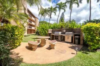 Partial ocean view, AC in all rooms, Smart TV, Beach across the street!