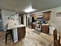 Juniper Townhouse #2 فنادق في Davison County