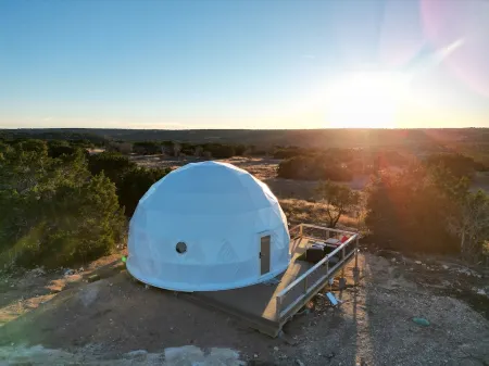 Ventana Dome @ Rolling S Ranch Отели рядом с достопримечательностью «Doeskin Ranch»