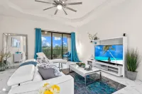 Penthouse Suite in the heart of SW Cape Coral, FL