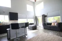 Lake front - 2 bedroom, 1 loft home with hot tub