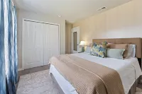 Cozy Home by a Golf Course with Pool and 20 Min from Disney, Not Party Property