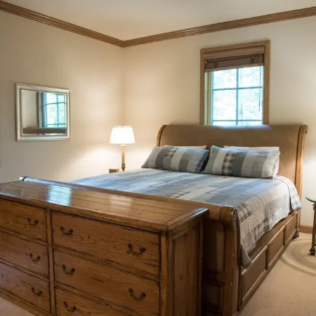 A quaint cottage in the woods. Close to world class ski resort, Sun Valley.