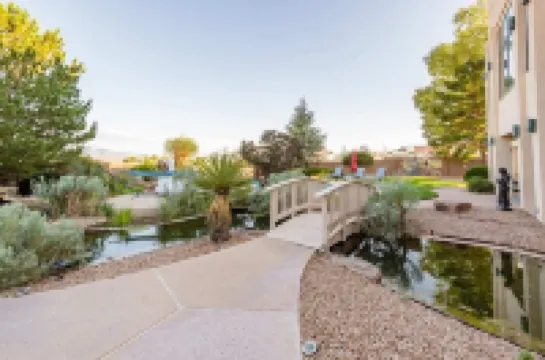 #1 BEST VIEWS! Huge, Luxury Contemporary Home + HEATED POOL