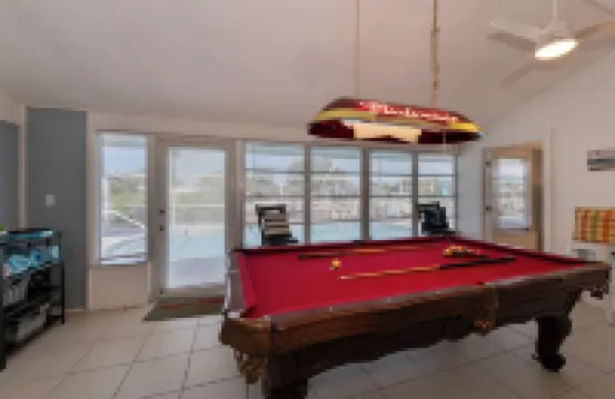 Heated Pool, Canal Front, Kayaks - Paradise Awaits!