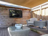 Cozy Home!!! CA Parks Pass…. Included Hotels in Watsonville