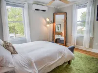 Luxury on Main / West