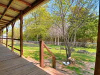 Juniper Cabin--wildlife w/ serene patio and outdoor experience--30/50 amp hookup