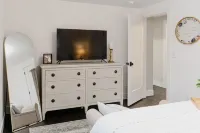 Completely Remodeled 2 Bed 2 Bath Home Close to Beaches and Wineries w/ 2 Patios