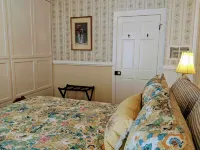 Turn-of-the-Century Gem! The Painted Lady.