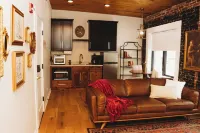 The Ashton is a 1 bed/1 bath open concept apartment.