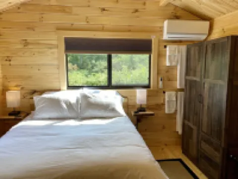 Finger Lakes: Lamoka Hideaway