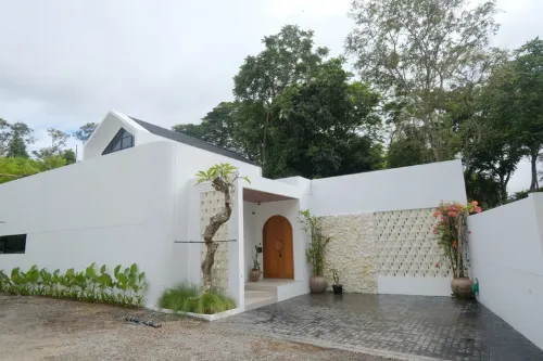 Casa Antheza Villa Jogja - Villas