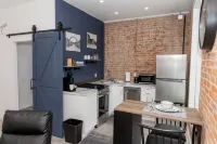 Downtown Studio great for a weekend getaway or longer work stay!