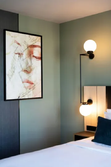 Renaissance Amsterdam Schiphol Airport Hotel