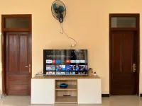 Guest House Griya Mundu Hotels in Laweyan