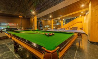 Hill River Resort by West Western