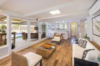 Perfect Kailua Vacation at Ka Hale Lai-House of Serenity-pool and spa.