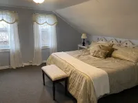 Relax with nature close to Historic Marietta and the Wayne National Forest.