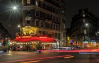 LUXE- A PERFECT BLEND OF CHARM, COMFORT & MODERNITY SAINT GERMAIN- RUE DE RENNES Hotels in Paris